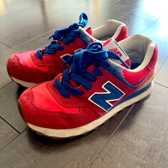 New Balance Shoes - New Balance 574’s women sneaker, size US 4.5